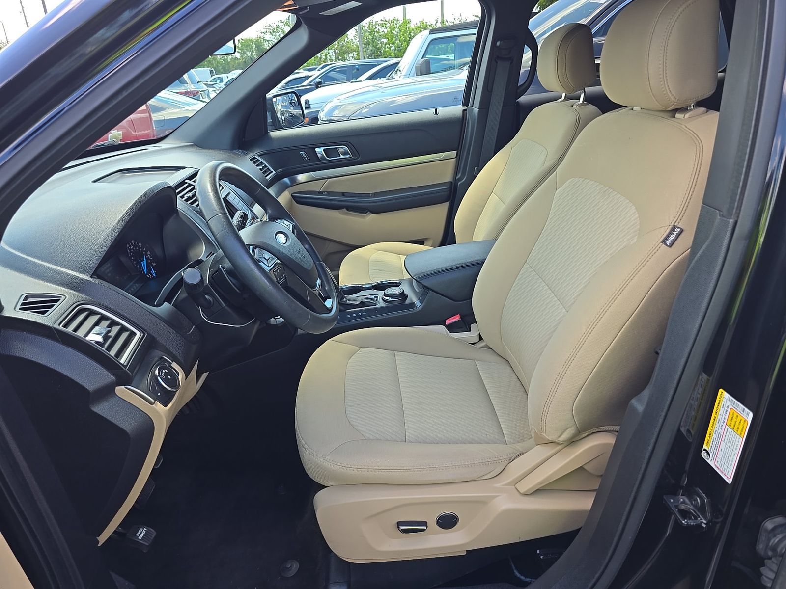 FORD EXPLORER - 8