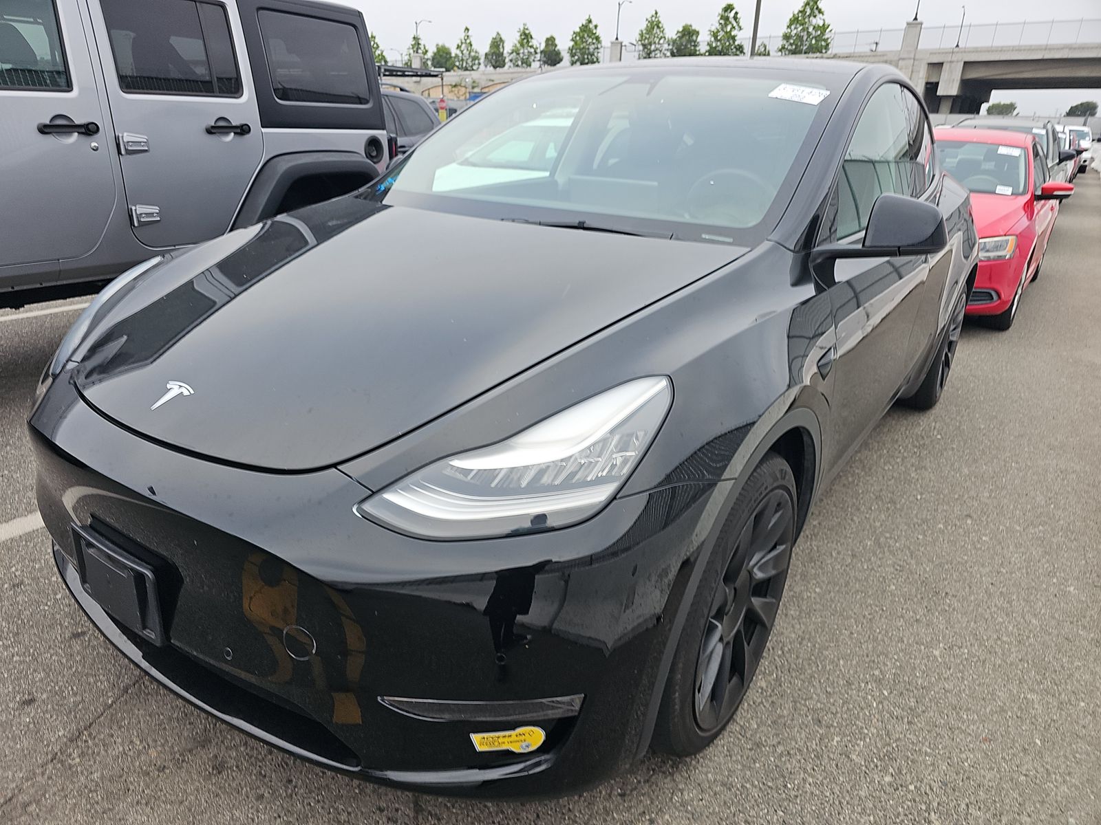 TESLA MODEL Y - 1