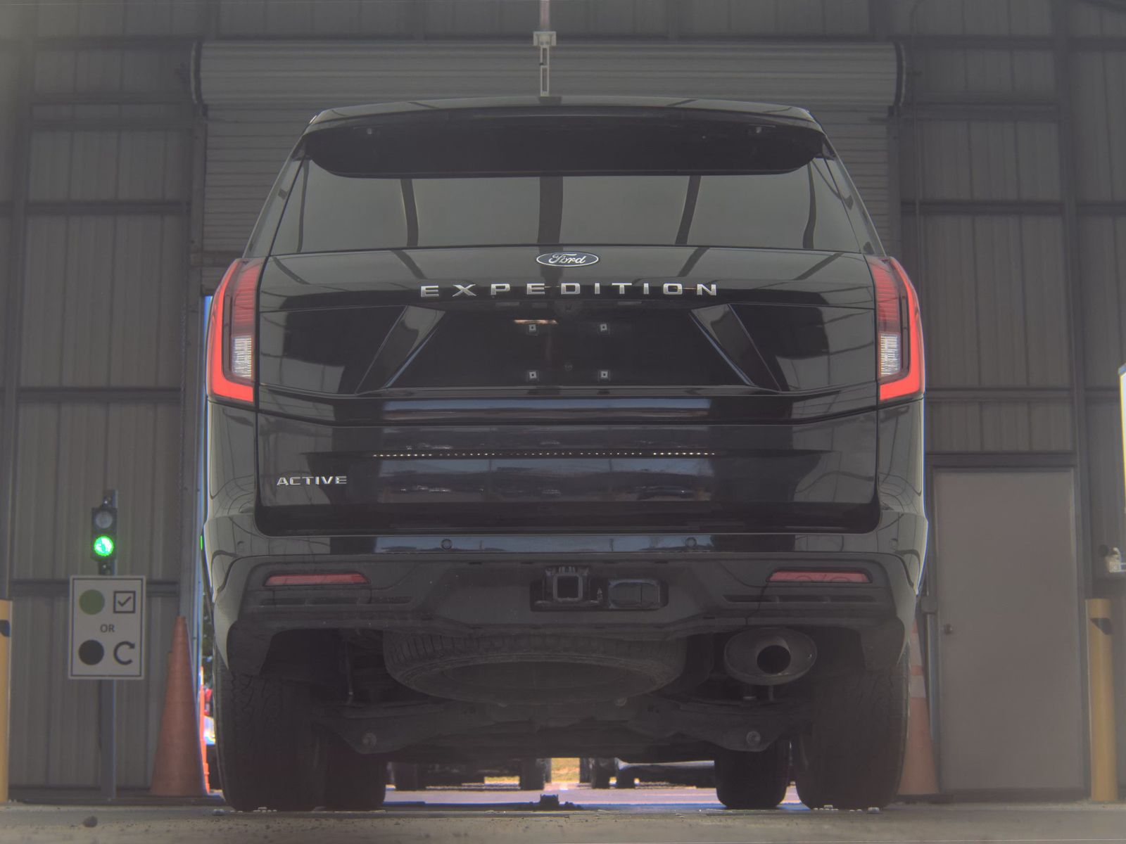 FORD EXPEDITION - 8