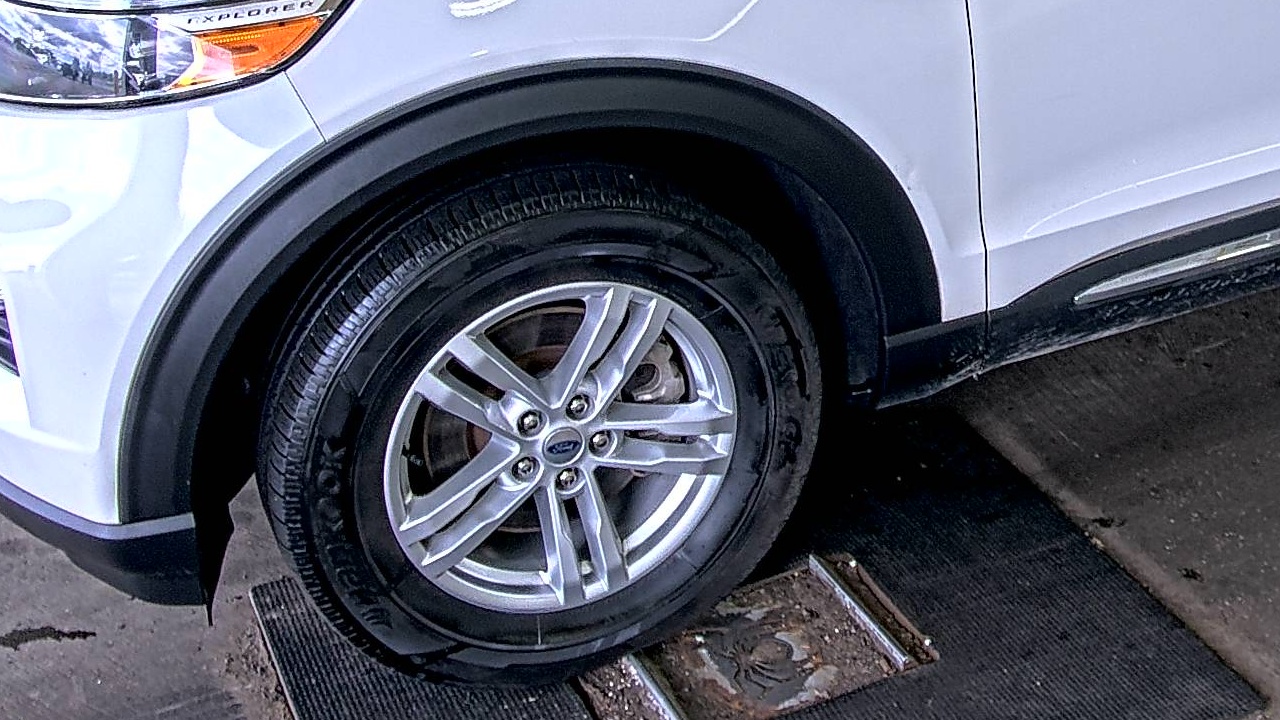 FORD EXPLORER - 8