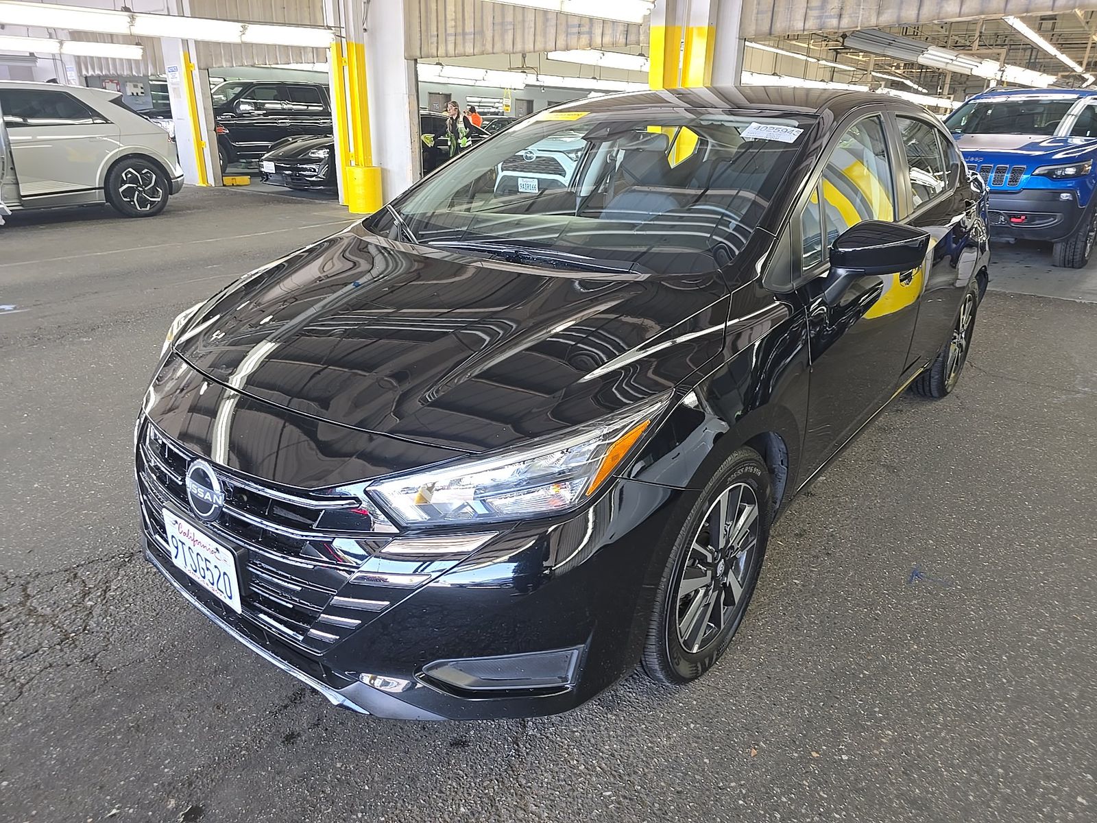 NISSAN VERSA - 1