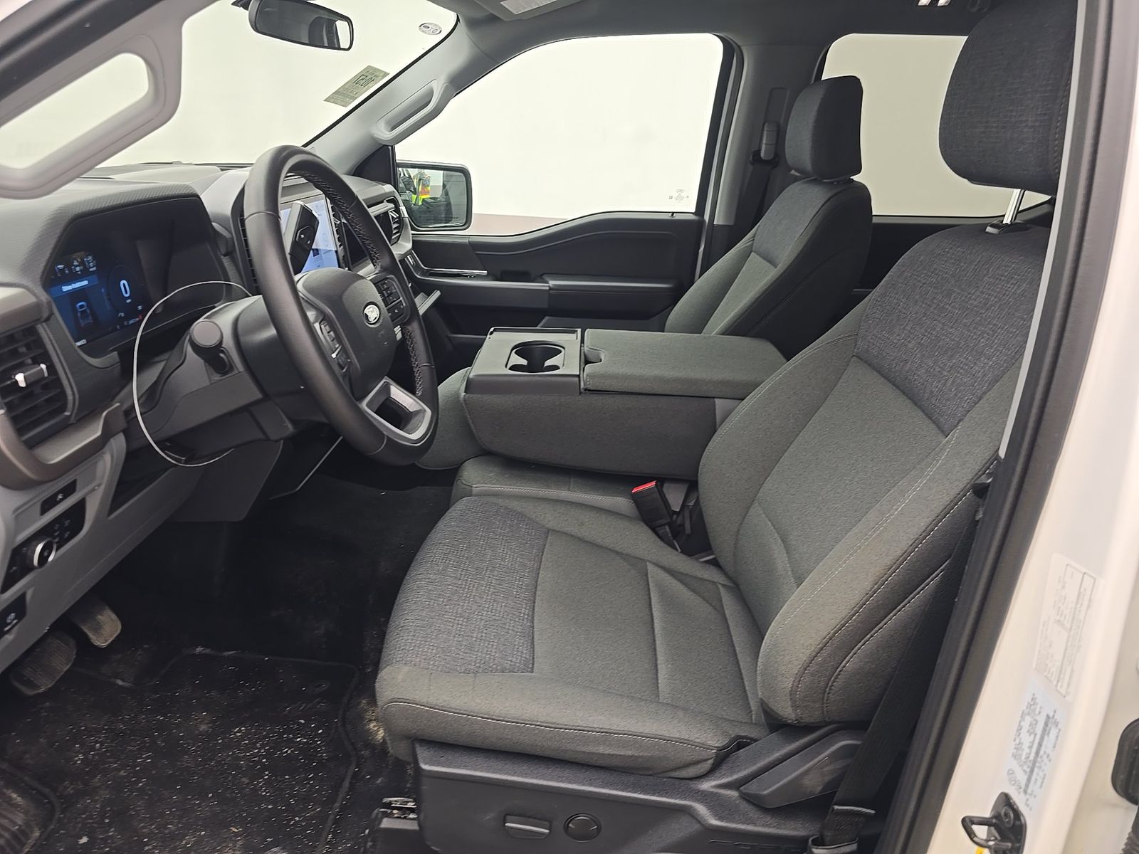 FORD F-150 - 8