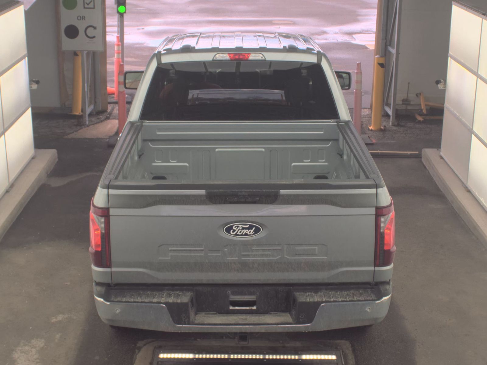 FORD F-150 - 6