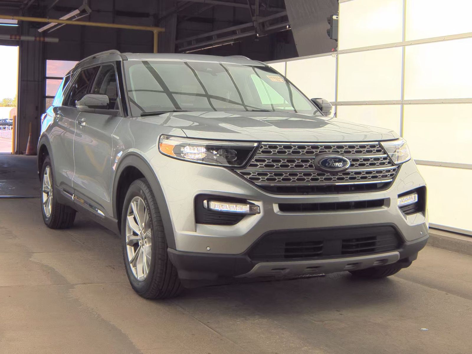FORD EXPLORER - 5