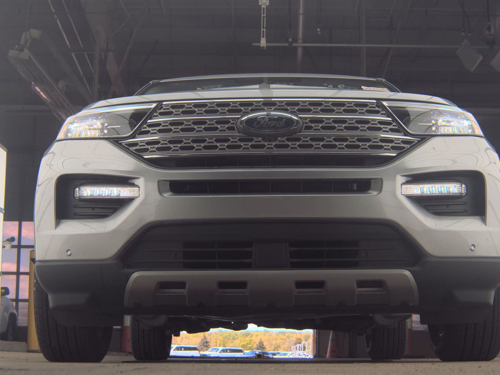 FORD EXPLORER - 4