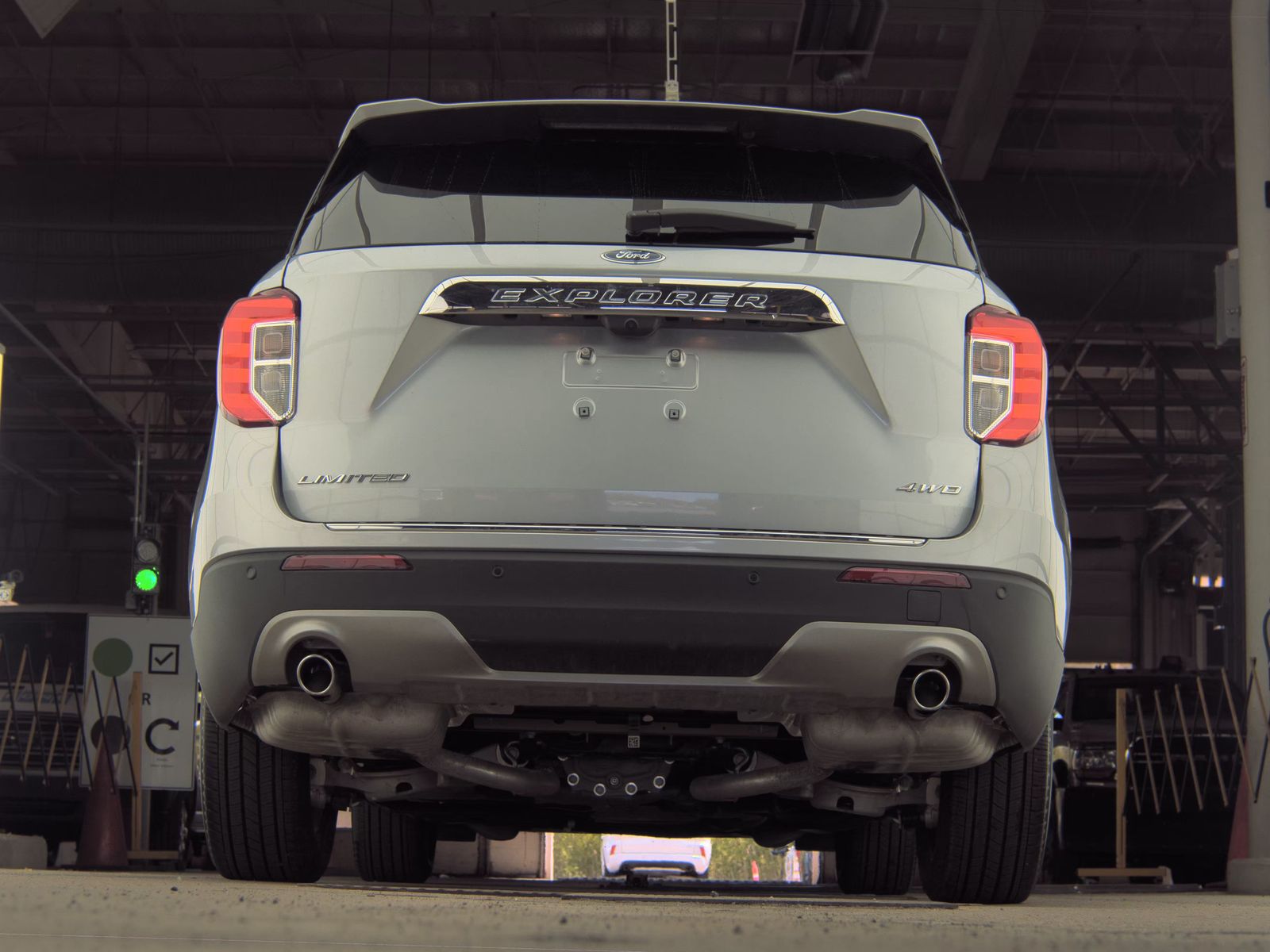 FORD EXPLORER - 8