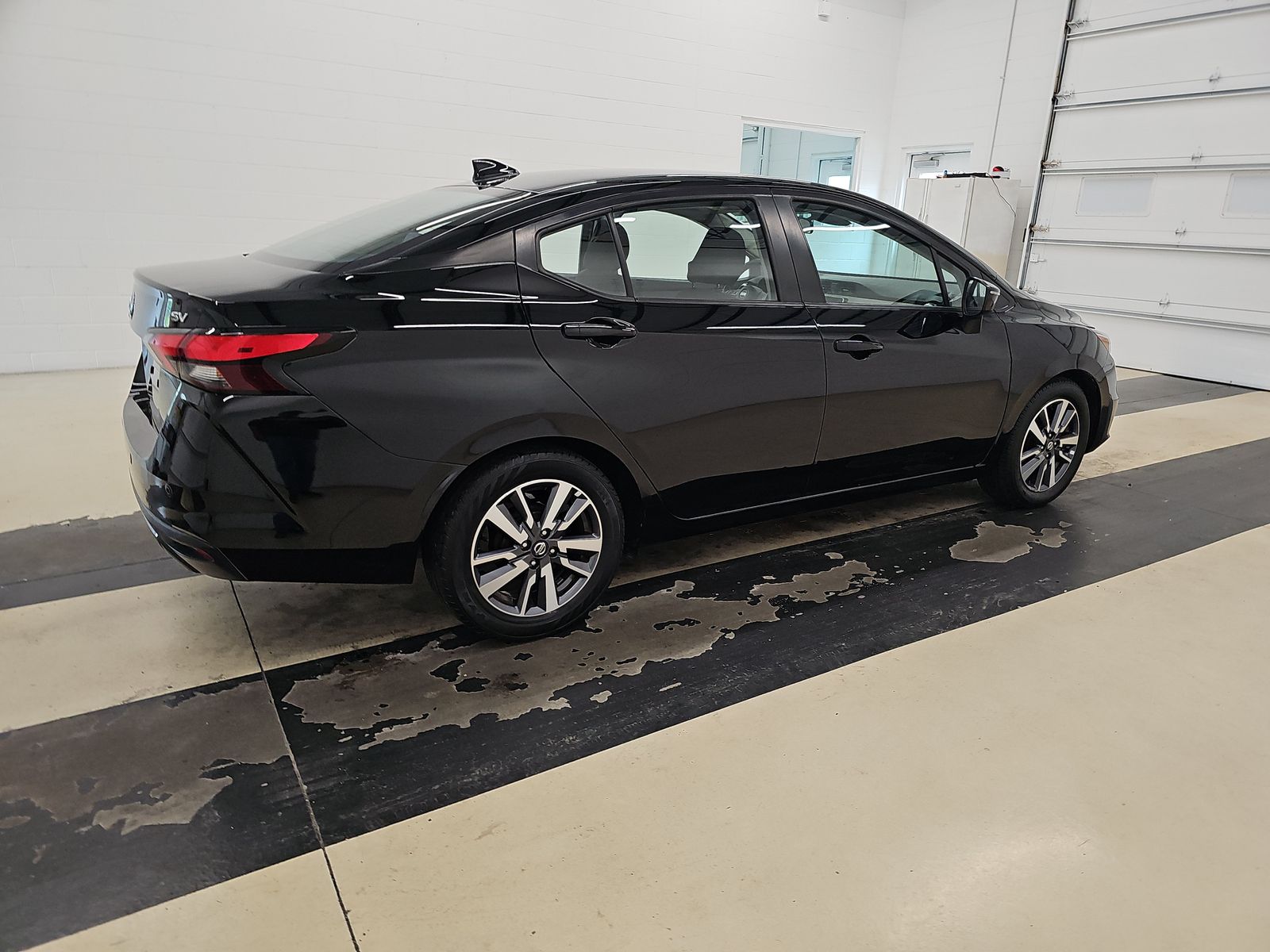 NISSAN VERSA - 5