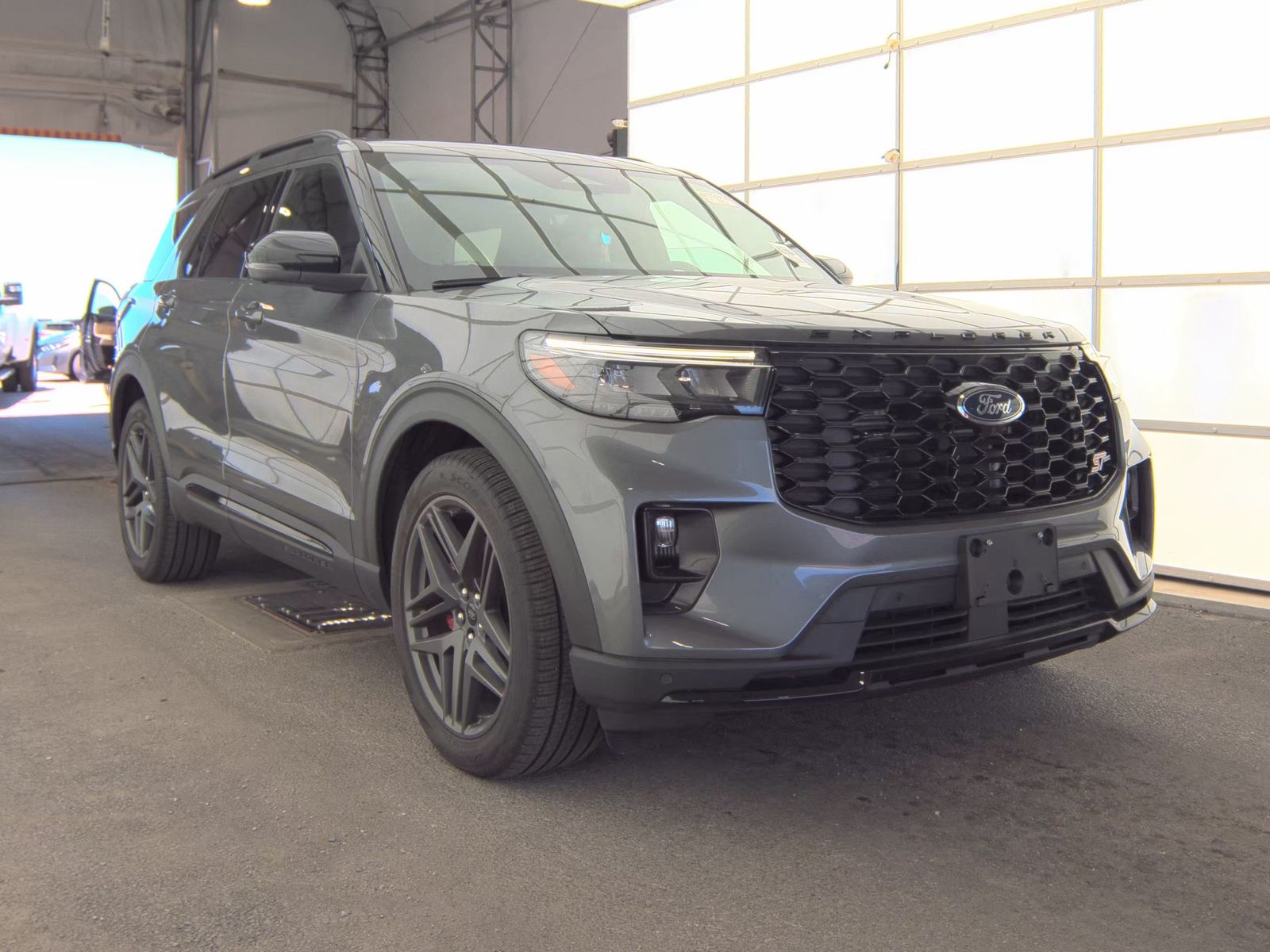 FORD EXPLORER - 5
