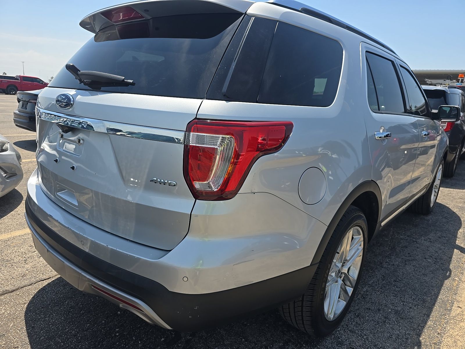 FORD EXPLORER - 5
