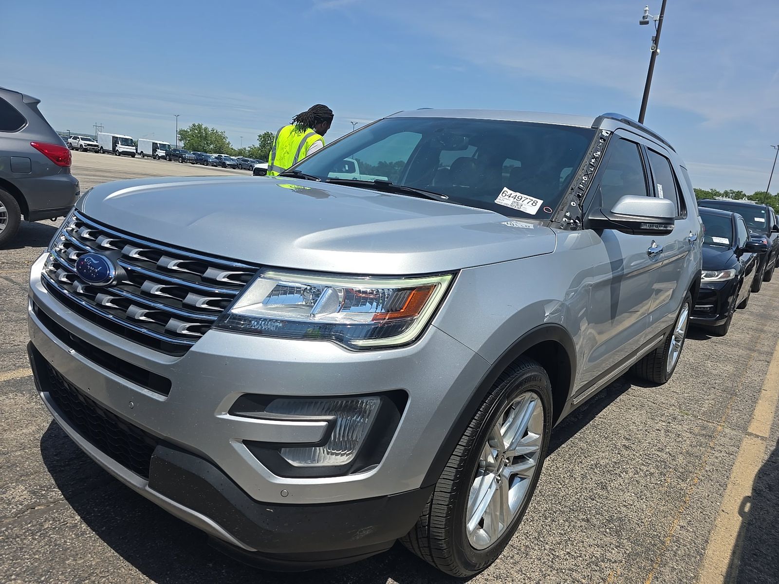 FORD EXPLORER - 1