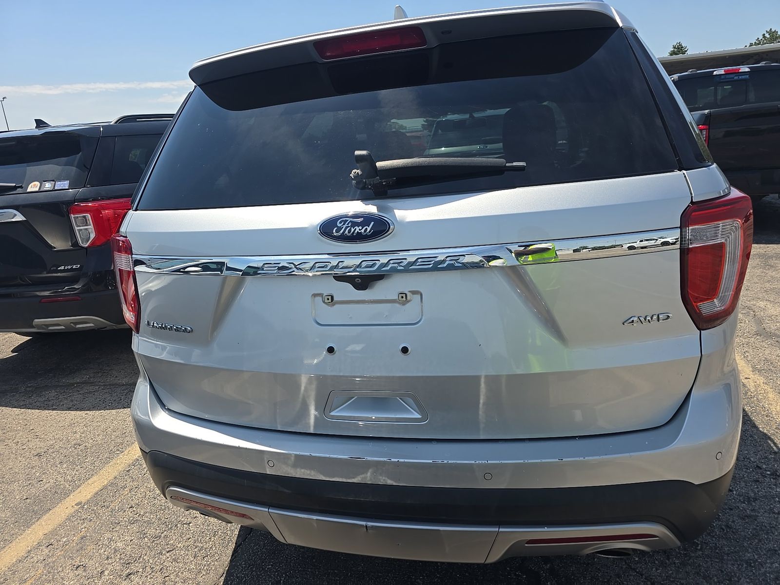 FORD EXPLORER - 6