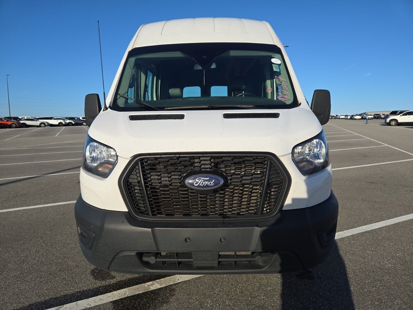 FORD TRANSIT 250 - 8
