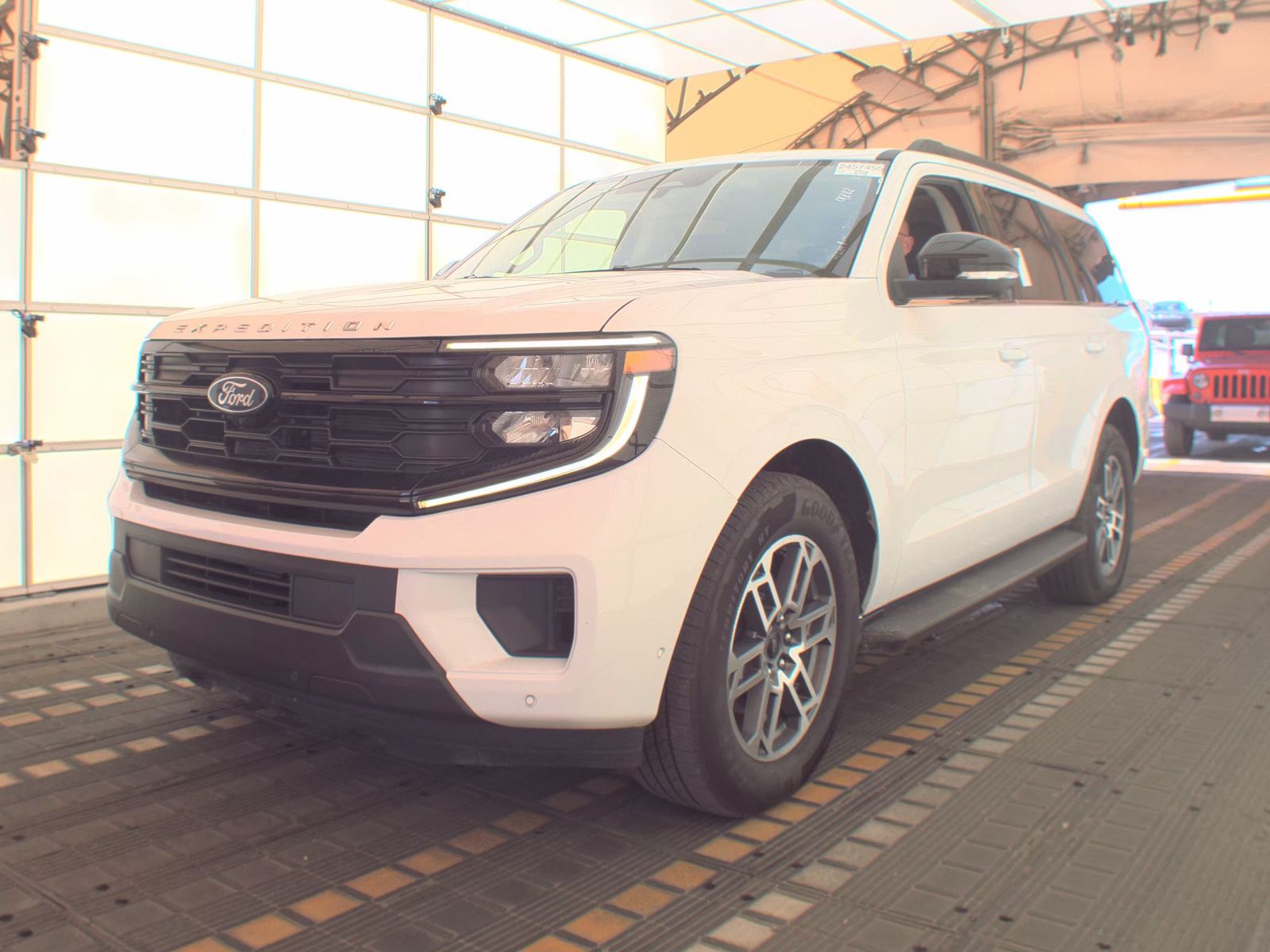 FORD EXPEDITION - 1