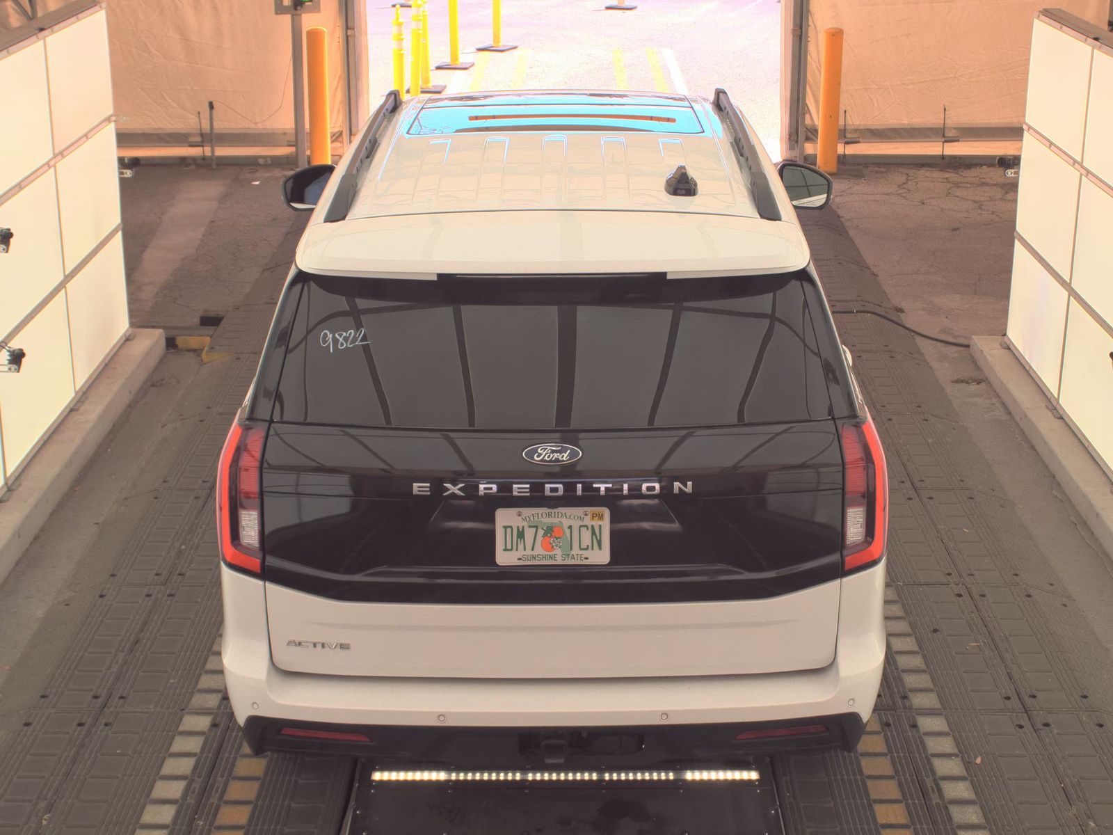 FORD EXPEDITION - 7
