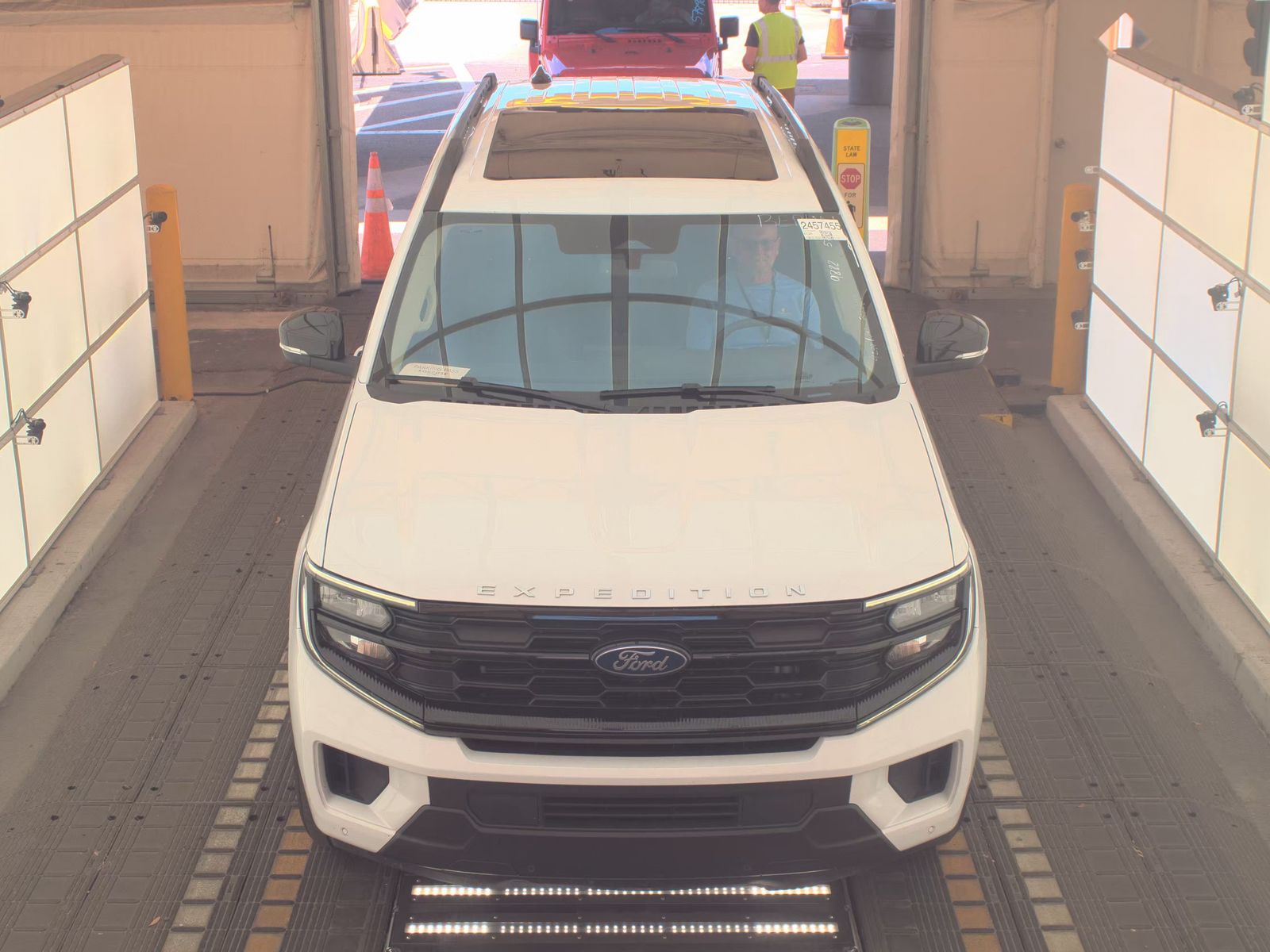 FORD EXPEDITION - 3