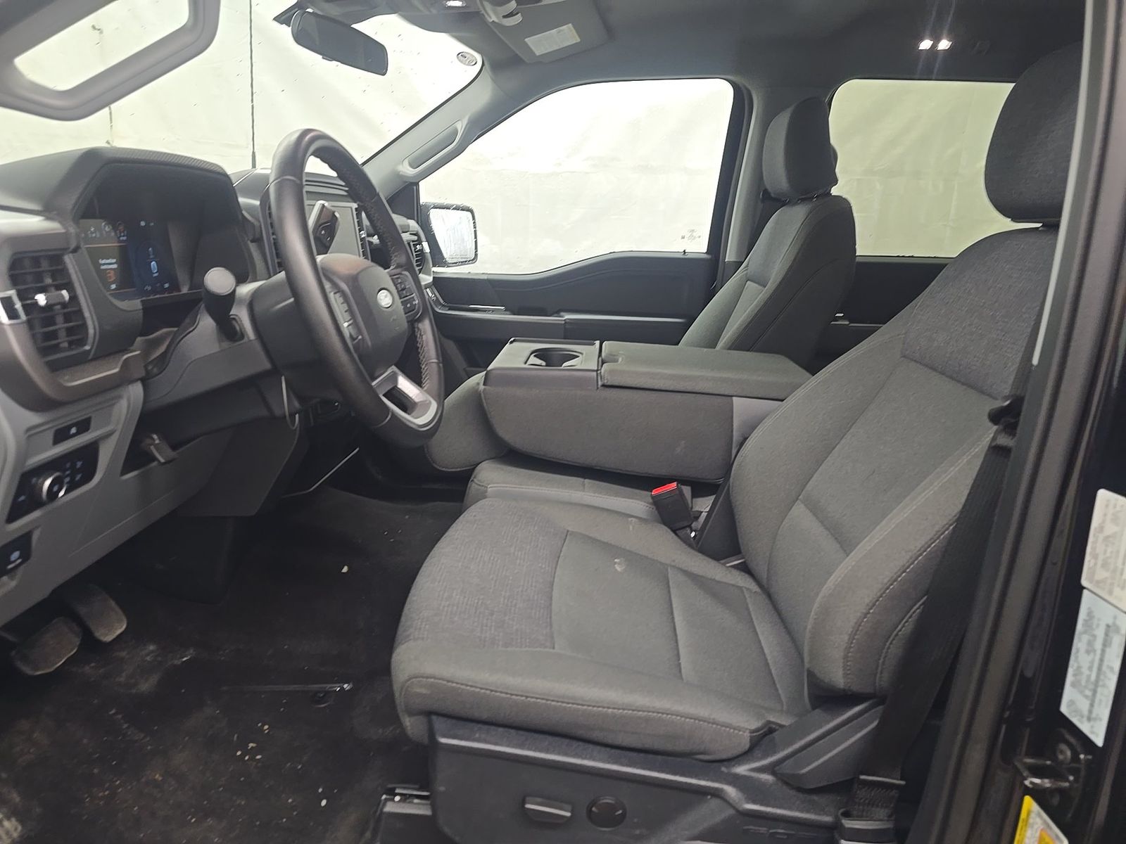 FORD F-150 - 8