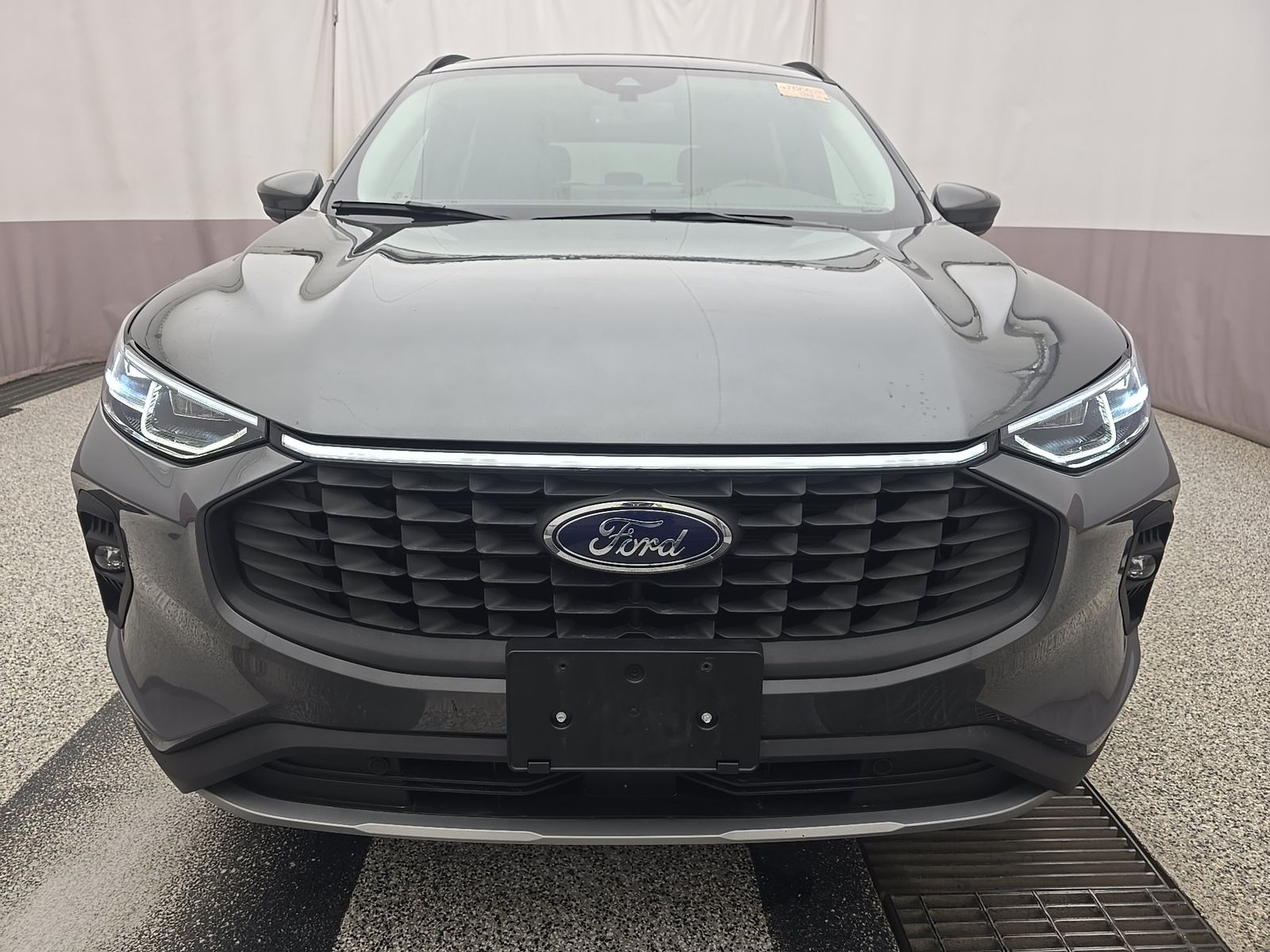 FORD ESCAPE - 3