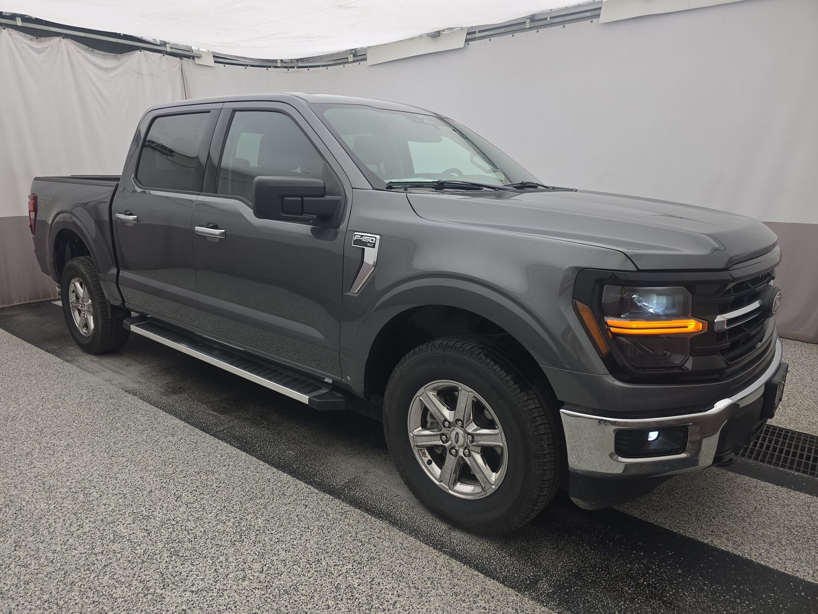 FORD F-150 - 4