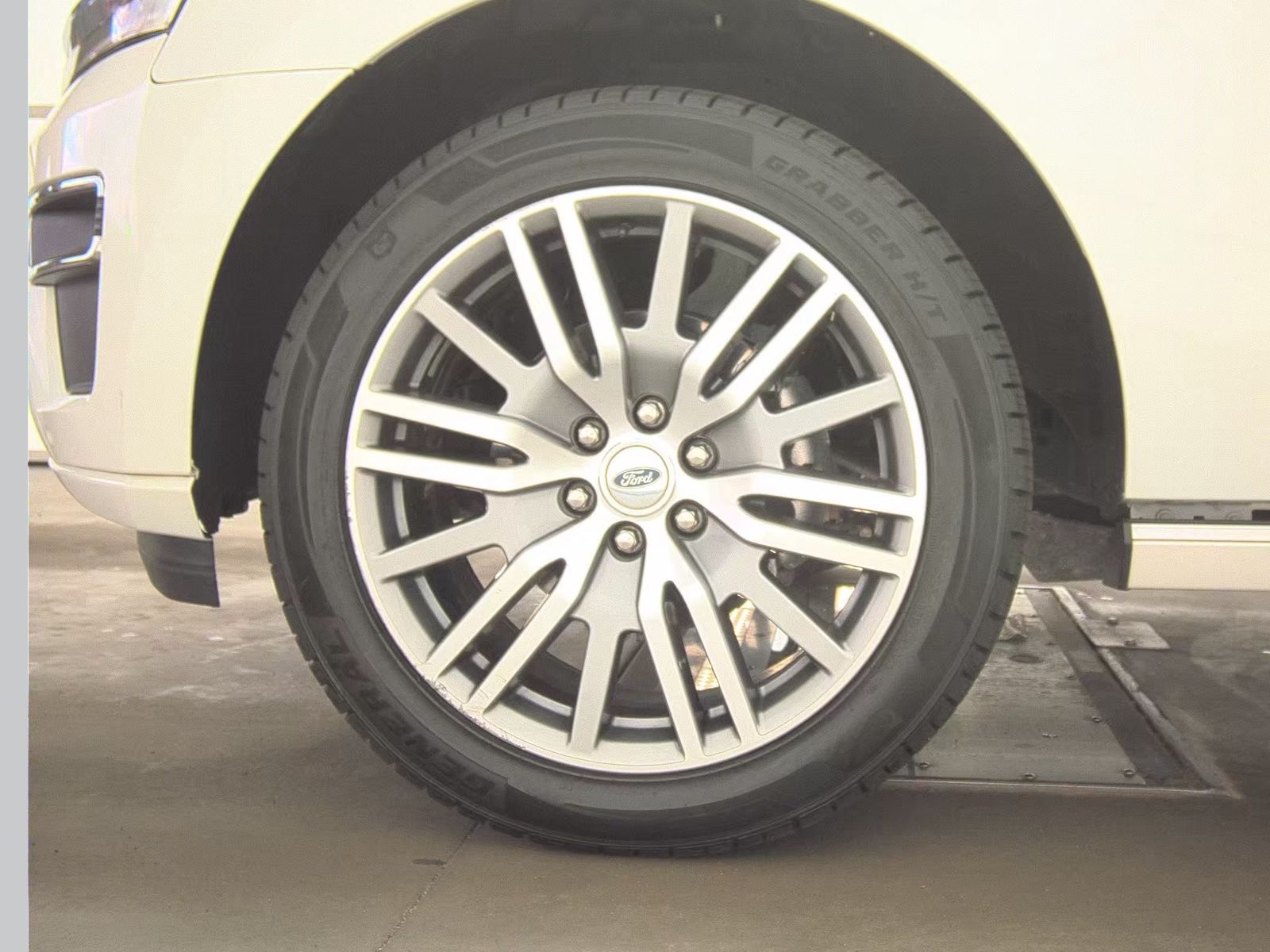 FORD EXPEDITION MAX - 10