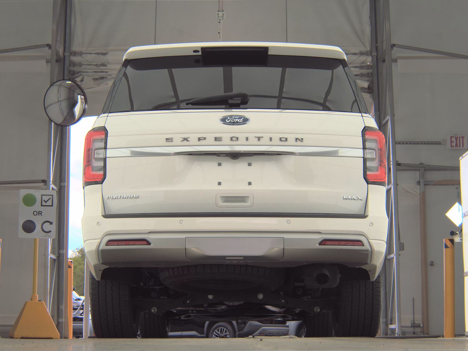 FORD EXPEDITION MAX - 8