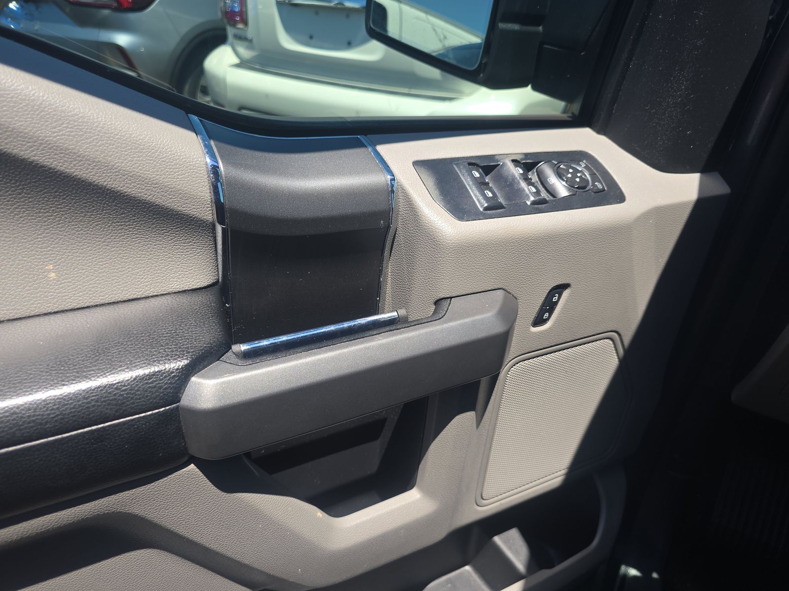 FORD F-150 - 10