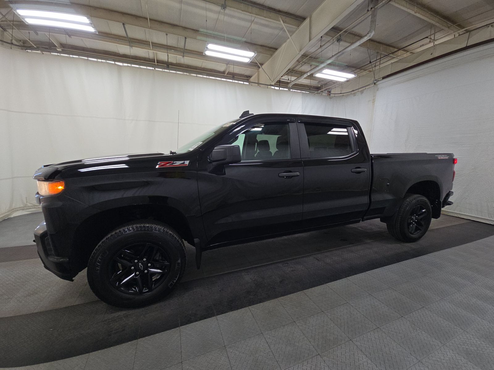 2022 Chevrolet Silverado 1500 Custom Trail Boss AWD