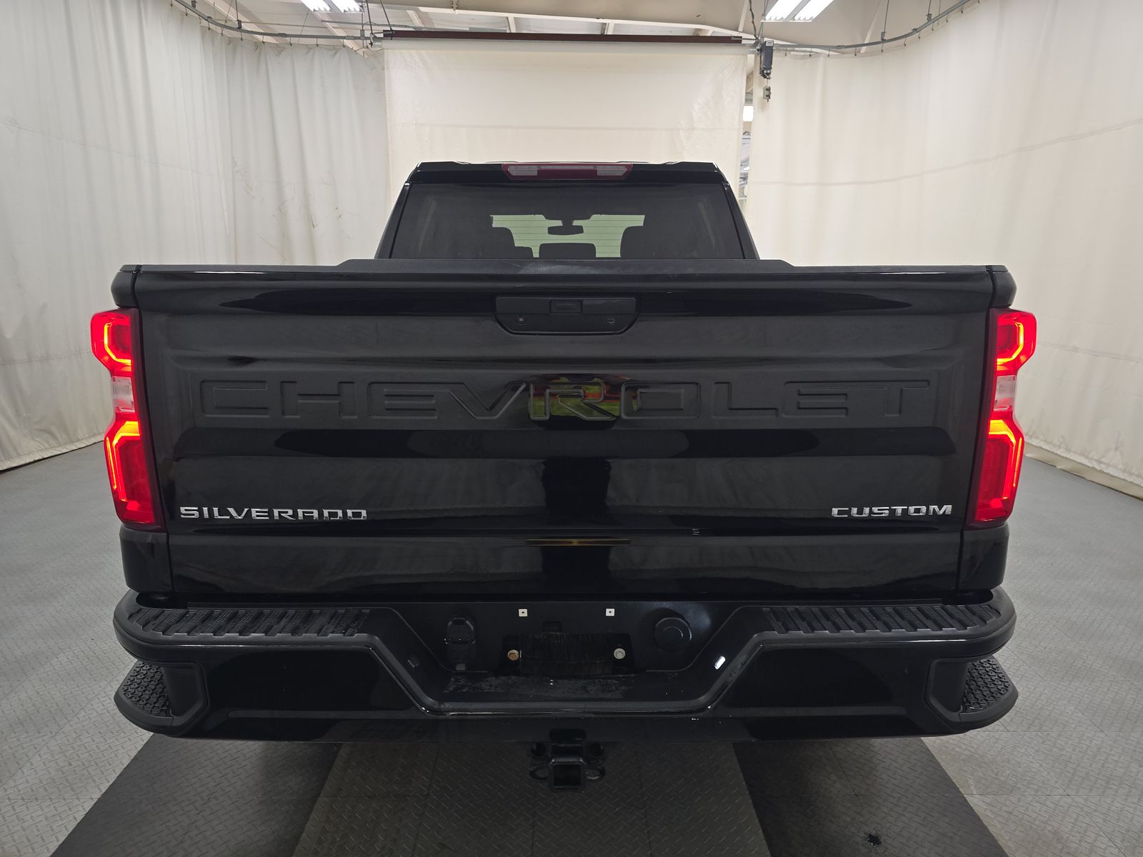 2022 Chevrolet Silverado 1500 Custom Trail Boss AWD