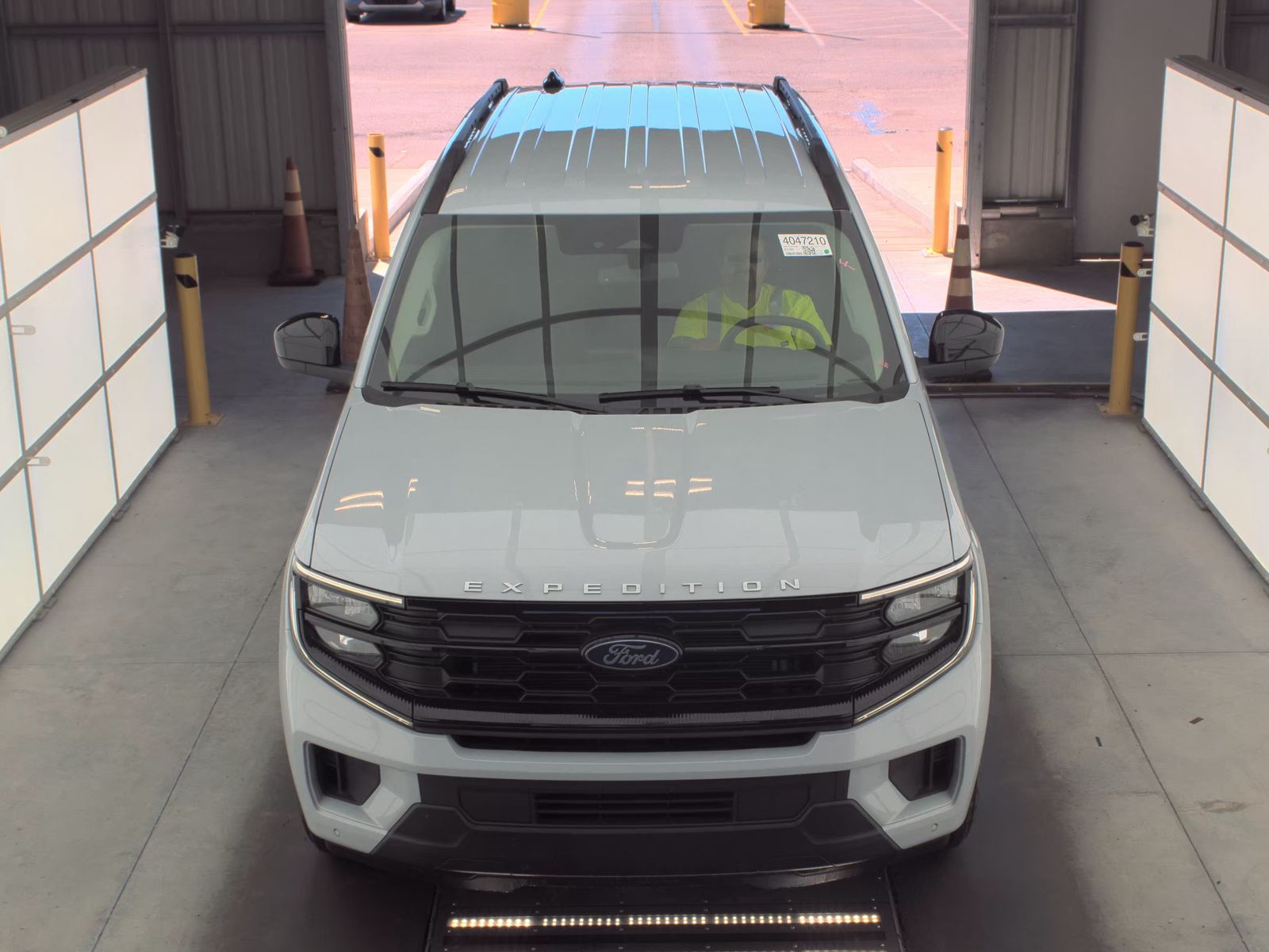 FORD EXPEDITION - 3