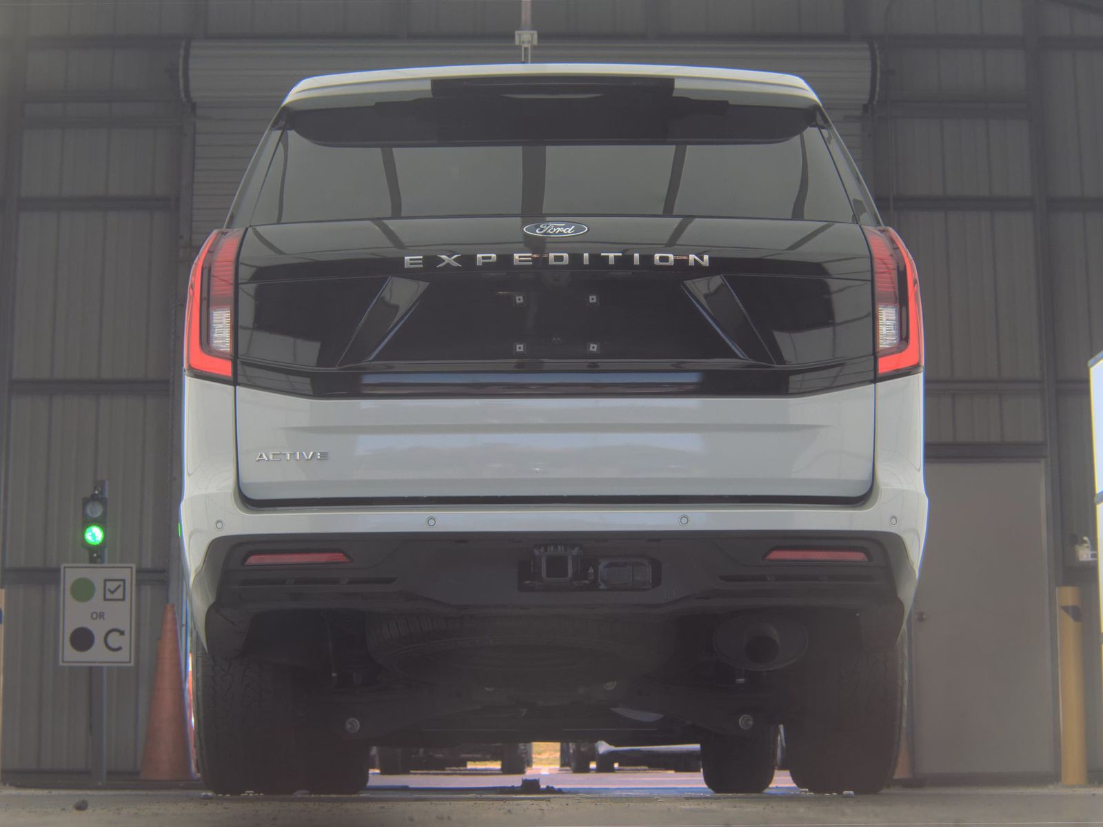 FORD EXPEDITION - 8