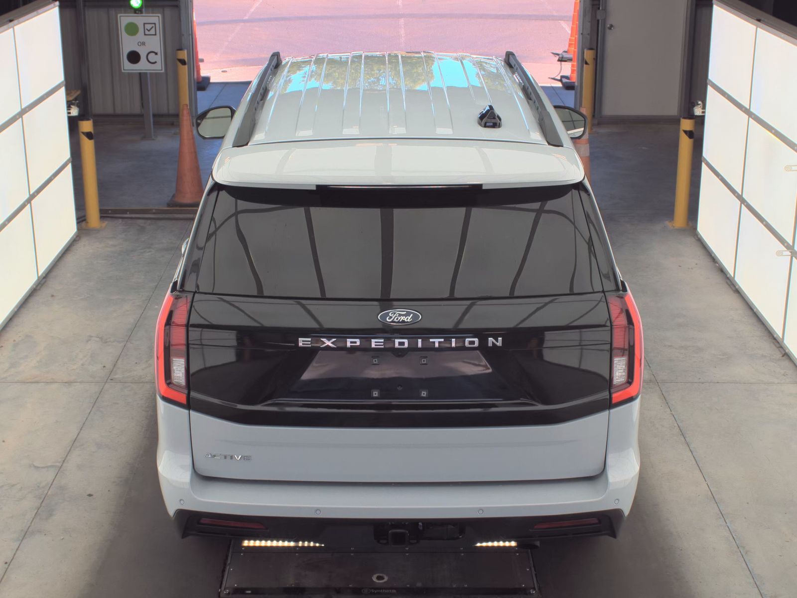 FORD EXPEDITION - 7