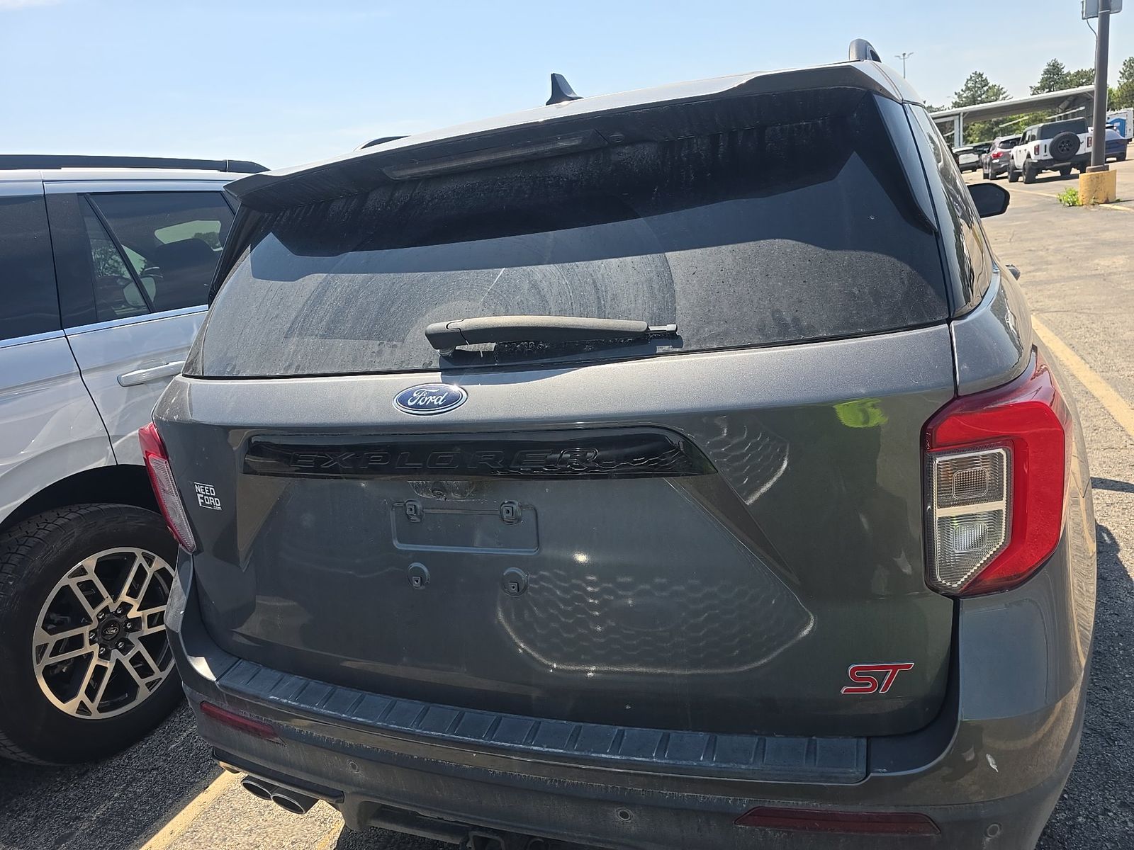 FORD EXPLORER - 6