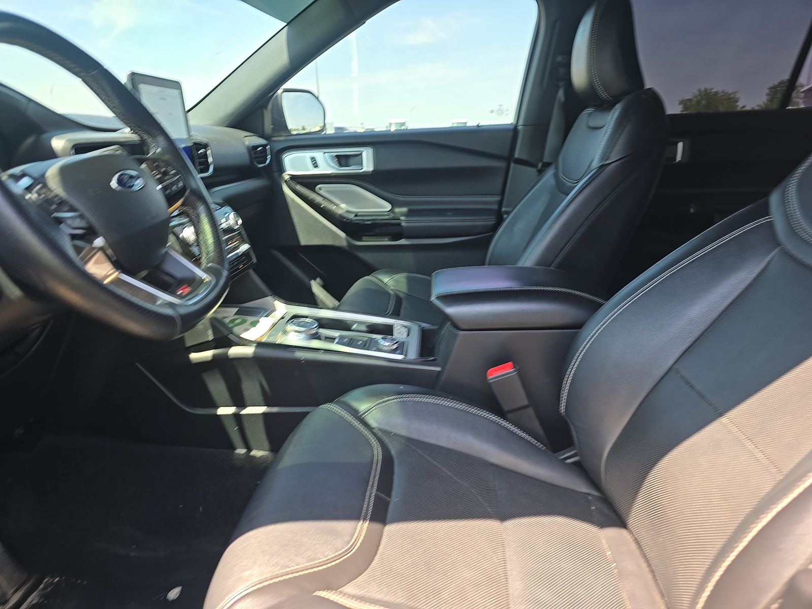 FORD EXPLORER - 8