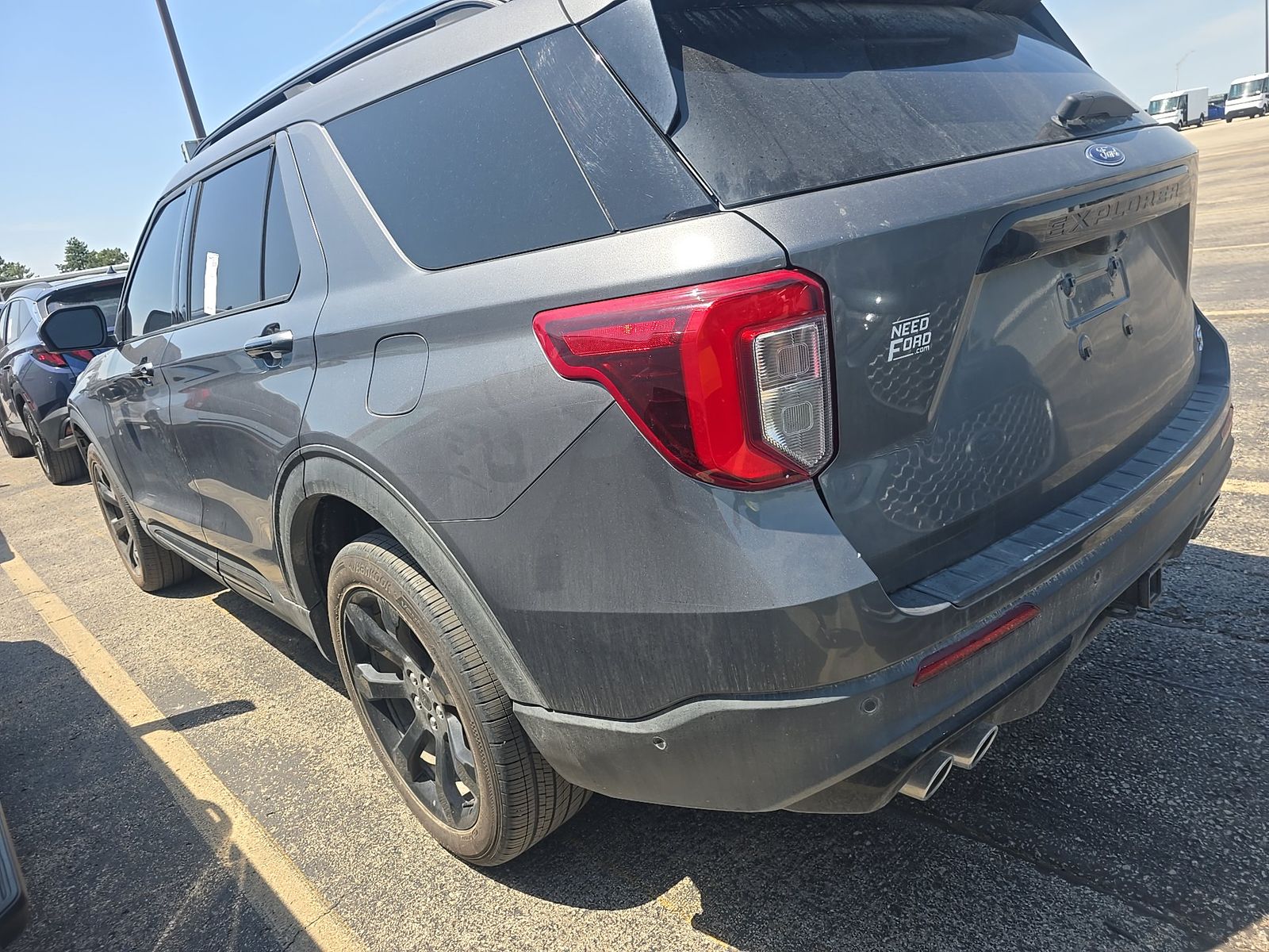 FORD EXPLORER - 7