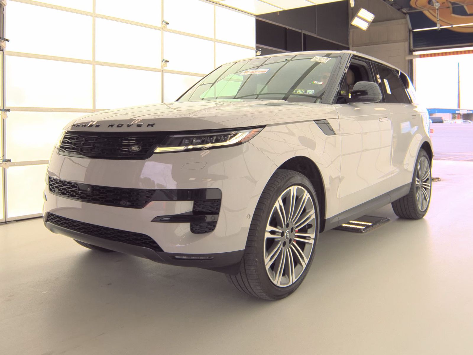 LAND ROVER RANGE ROVER SPORT - 1