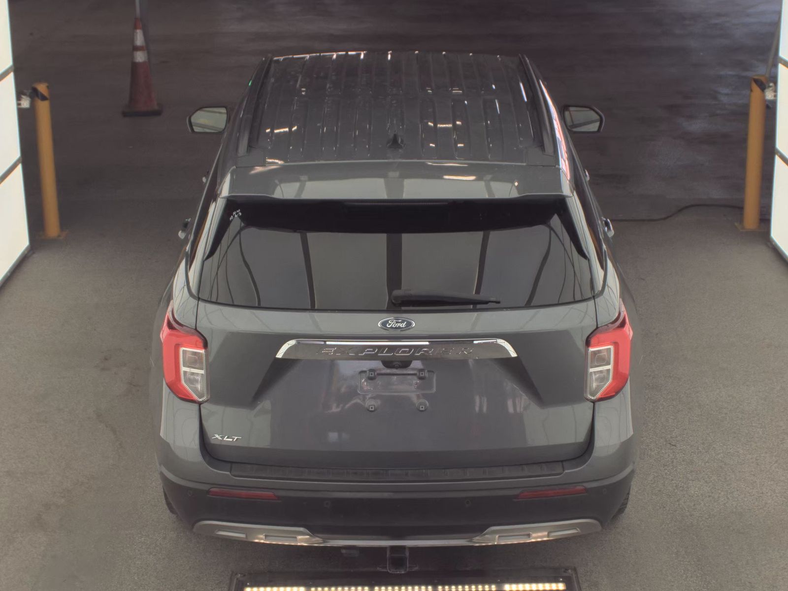 2022 Ford Explorer XLT RWD