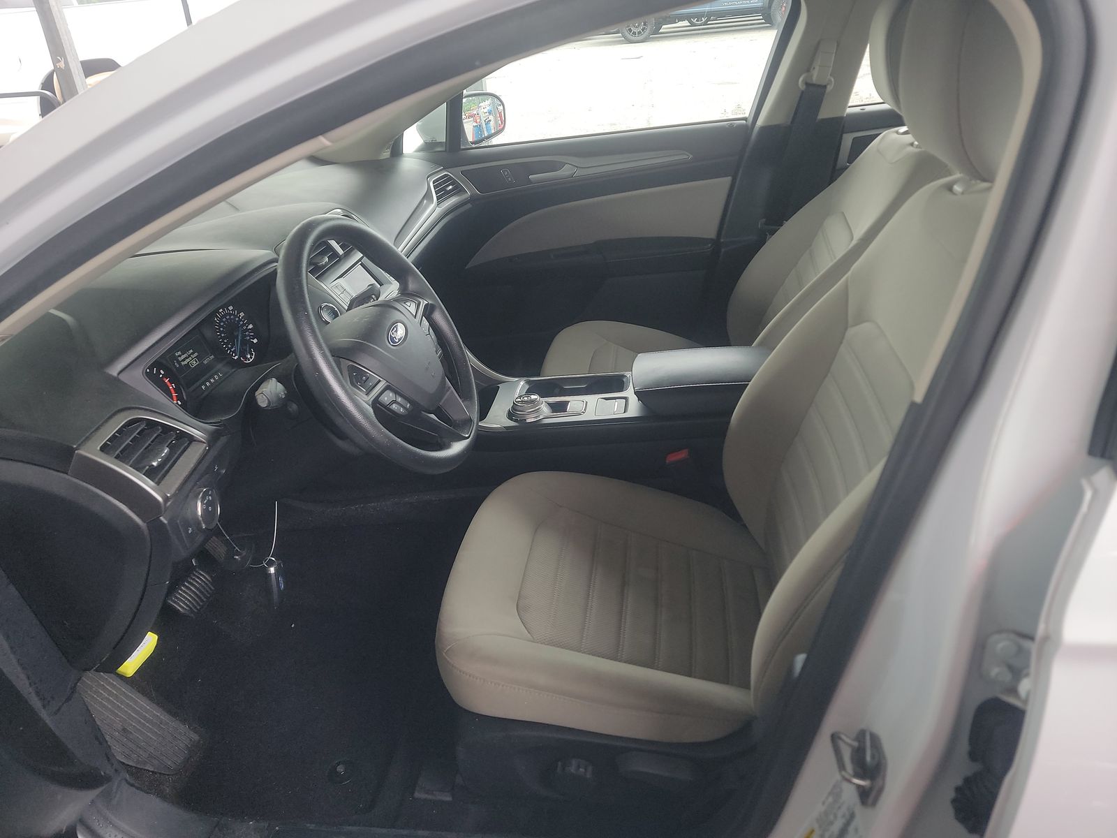FORD FUSION - 8