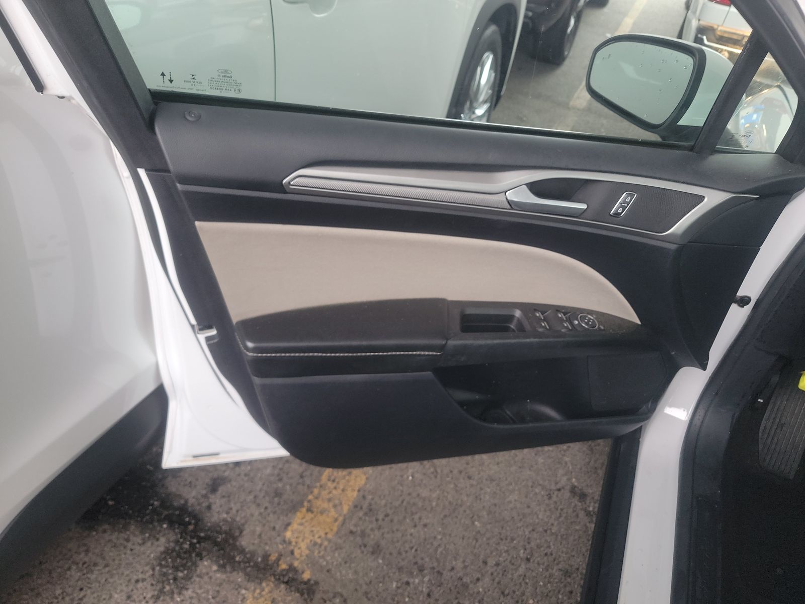 FORD FUSION - 10
