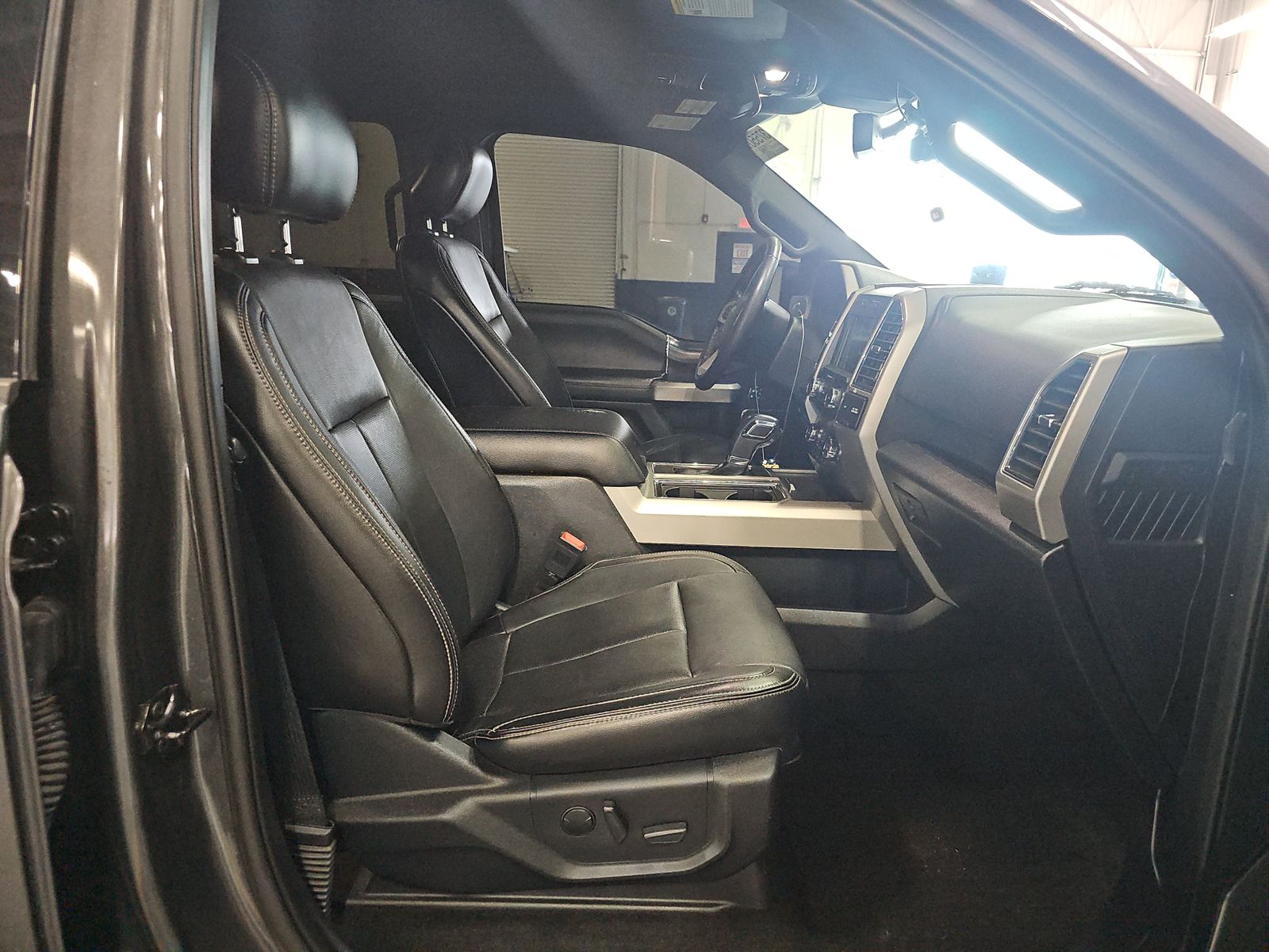 FORD F-150 - 9