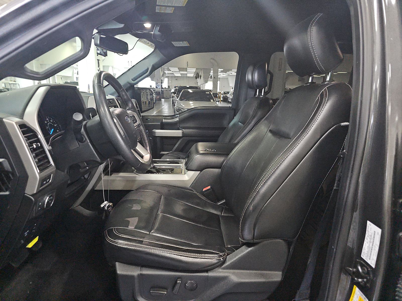 FORD F-150 - 8
