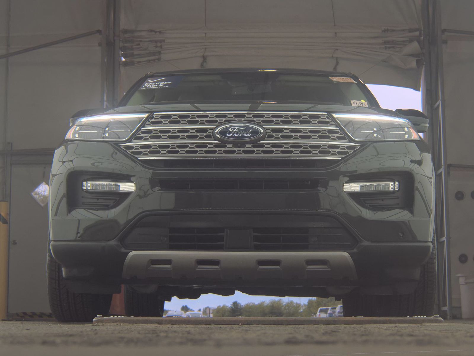 FORD EXPLORER - 4
