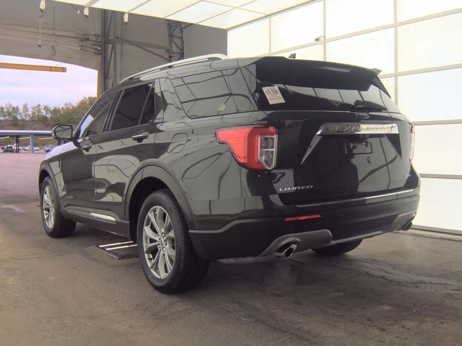 FORD EXPLORER - 9