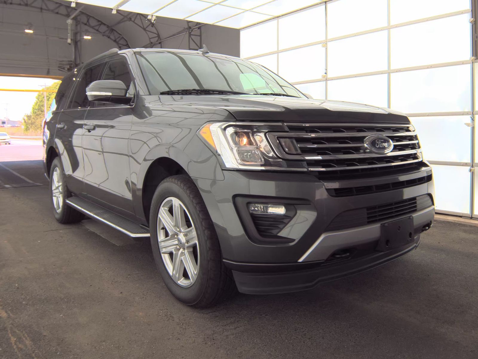 FORD EXPEDITION - 4