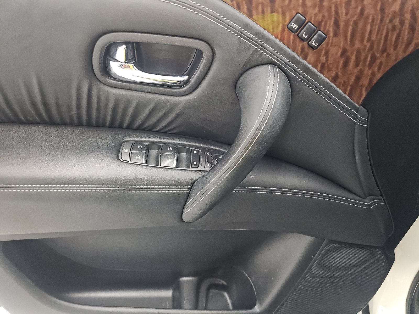 NISSAN ARMADA - 10