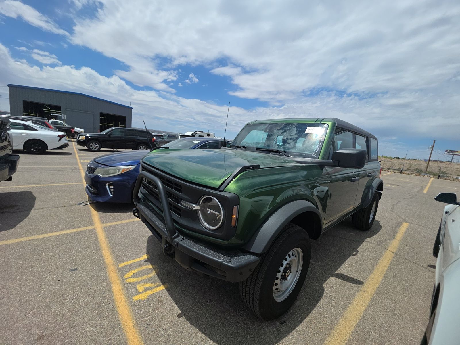 FORD BRONCO - 1