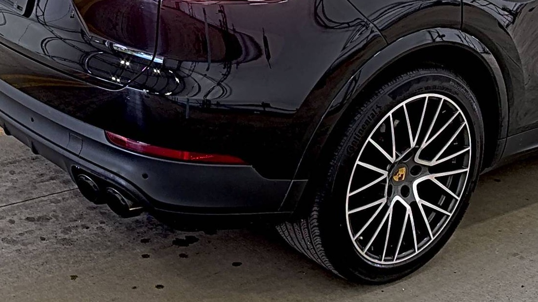 PORSCHE CAYENNE - 10