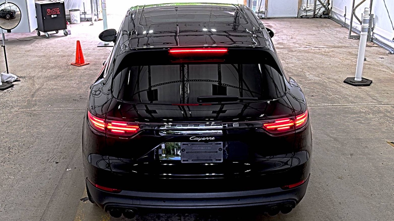 PORSCHE CAYENNE - 6