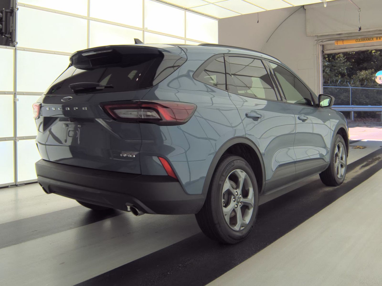 FORD ESCAPE - 6
