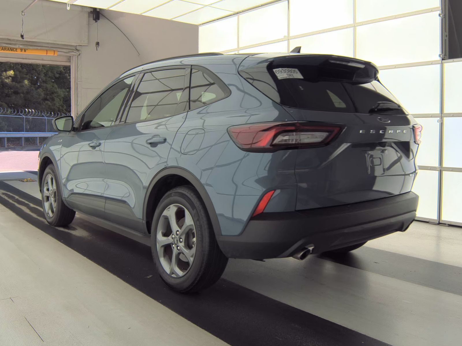 FORD ESCAPE - 9