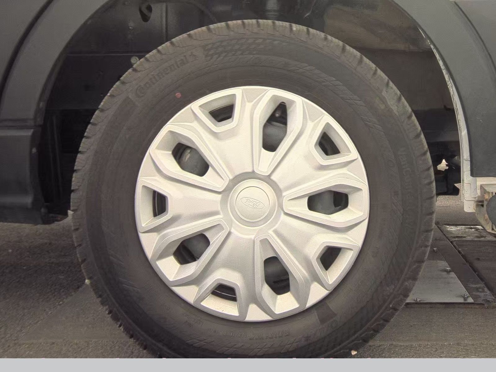 FORD TRANSIT 250 - 10
