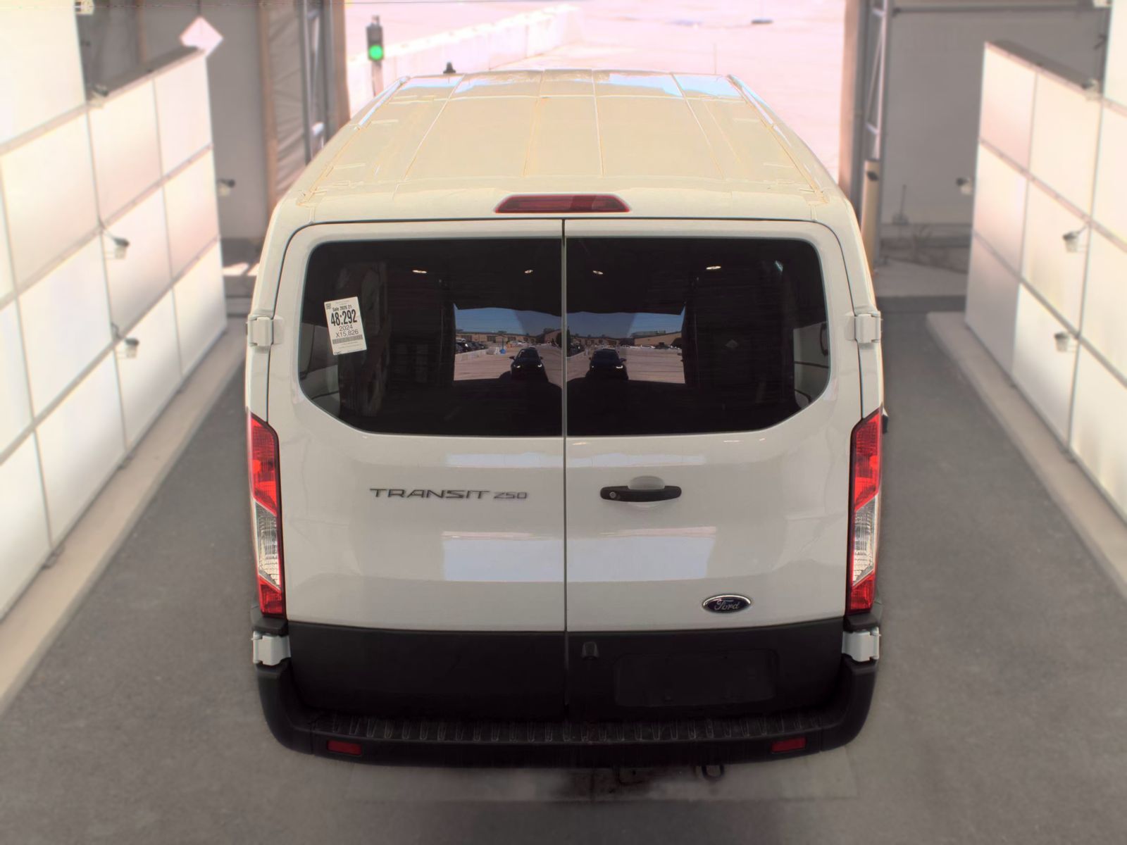 FORD TRANSIT 250 - 7